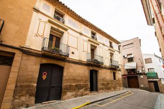 Chalet en venta en Caspe