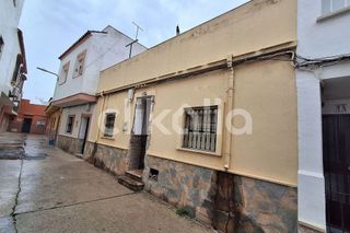 Chalet en venta en Pescadores-Saladillo en Algeciras