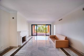 Piso en venta en Benahavís