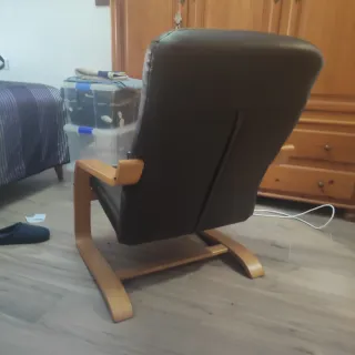 Sillón polipiel marrón a estrenar