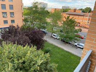 Piso en venta en El Puerto en Coslada