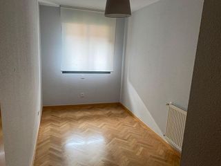 Piso en venta en El Puerto en Coslada