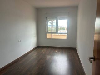 Piso en venta en Pabellón - Estación - El Corte Inglés en Ejido (El)
