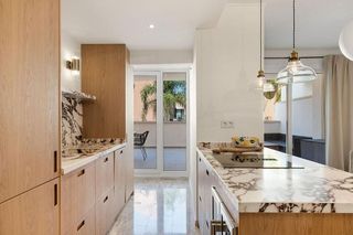 Piso en venta en Nueva Andalucía centro en Marbella