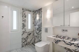 Piso en venta en Nueva Andalucía centro en Marbella