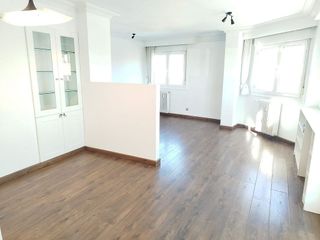 Ático en venta en La Chantría - La Lastra en León