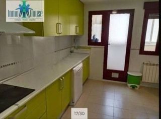 Piso en venta en Santa Cruz - Industria - Polígono Campollano en Albacete