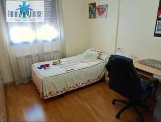 Piso en venta en Santa Cruz - Industria - Polígono Campollano en Albacete