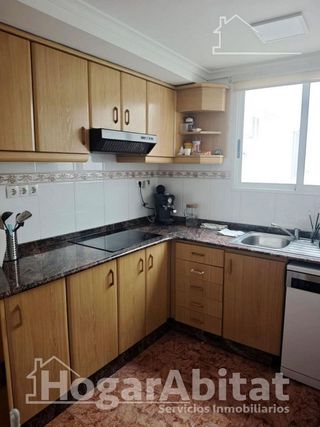 Piso en venta en El Castellar-L´Oliveral en Valencia