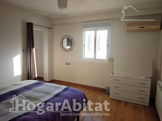 Piso en venta en El Castellar-L´Oliveral en Valencia
