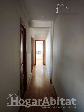 Piso en venta en El Castellar-L´Oliveral en Valencia