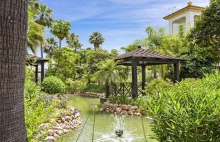 Piso en venta en Calahonda en Mijas