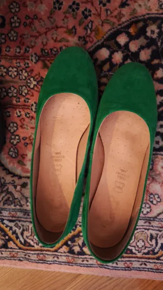 Zapatos salón verdes tacón cómodo