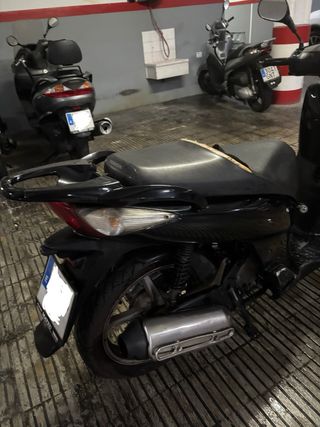 Honda SH 125 (2009) - AVERIADA - REPARACIÓN/PIEZAS