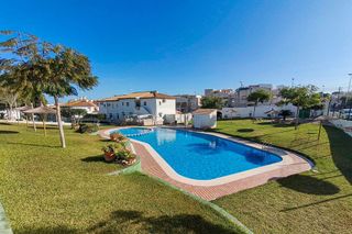 Casa adosada en venta en Los Balcones - Los Altos del Edén en Torrevieja