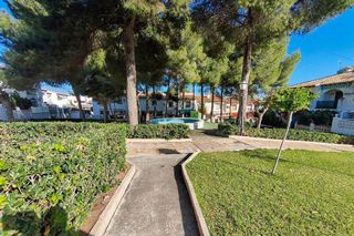 Casa adosada en venta en Los Balcones - Los Altos del Edén en Torrevieja