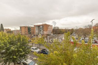 Piso en venta en Barrio de la Estación en Coslada