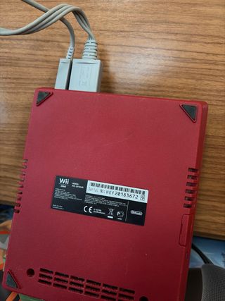 Consola Wii Nintendo Negra y Roja