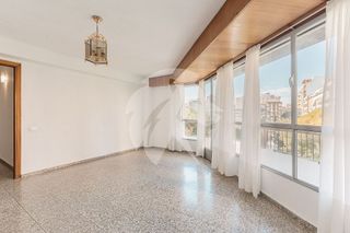 Piso en venta en Ensanche - Diputación en Alicante
