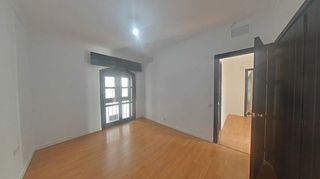 Piso en venta en Puerto Banús en Marbella