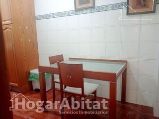 Piso en venta en Arrancapins en Valencia