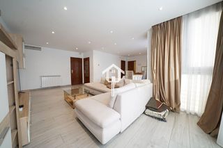 Piso en venta en Vistahermosa en Alicante