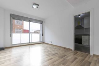 Piso en venta en Zona Calle Valencia en Torrent