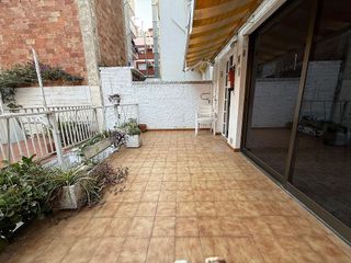 Chalet en venta en Pubilla Cases en Hospitalet de Llobregat, L´