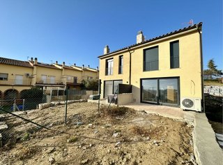 Casa adosada en venta en Torelló