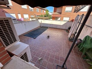 Casa adosada en venta en Marianistas - AVE en Ciudad Real