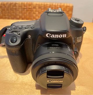 Canon EOS 70D W + 50mm STM f1.8