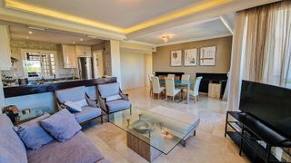 Ático en venta en Puerto de la Duquesa en Manilva