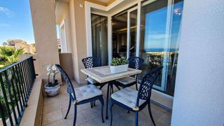 Ático en venta en Puerto de la Duquesa en Manilva