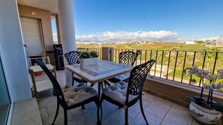 Ático en venta en Puerto de la Duquesa en Manilva