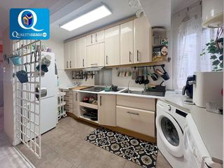 Piso en venta en Carolinas Altas en Alicante