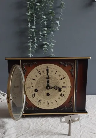 Orologio da tavolo Carillon