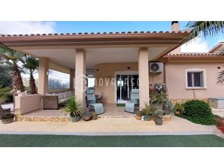 Chalet en venta en Abanilla