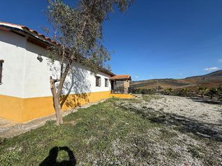 Chalet en venta en Álora