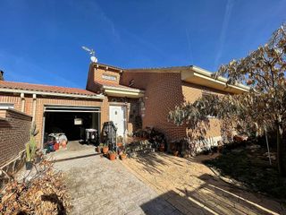 Casa pareada en venta en Meco pueblo en Meco