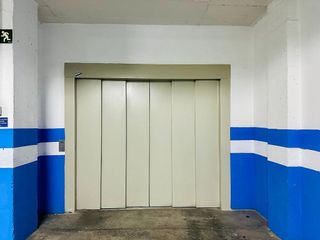 Piso en venta en San Francisco Javier en Granada