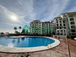 Piso en venta en Puerto de la Duquesa en Manilva