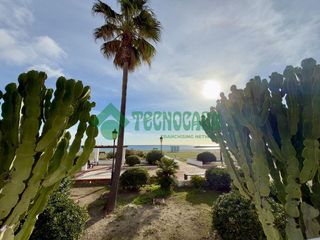 Piso en venta en Puerto de la Duquesa en Manilva