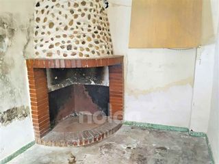 Casa adosada en venta en Baza