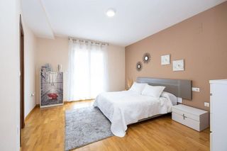 Chalet en venta en Zubia (La)