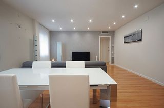 Piso en venta en El Bon Pastor en Barcelona