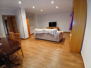 Casa pareada en venta en Tomelloso