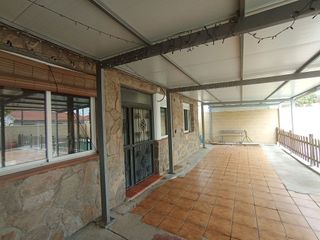 Chalet en venta en Yuncos