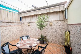 Casa adosada en venta en Palacio de Congresos - Urbadiez - Entrepuentes en Sevilla