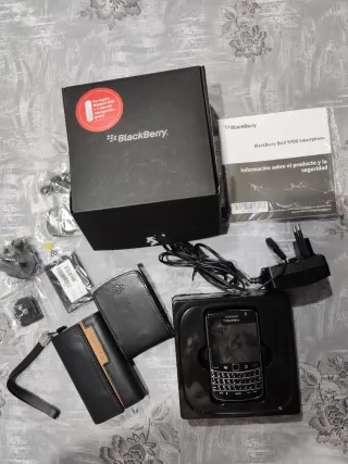 BlackBerry Bold 9700 Smartphone Caja Completa
