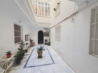 Piso en venta en Centro Histórico - Plaza España en Cádiz